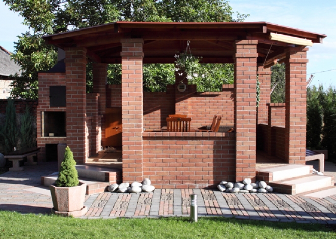 Cottage Modern Style Ziegelrot